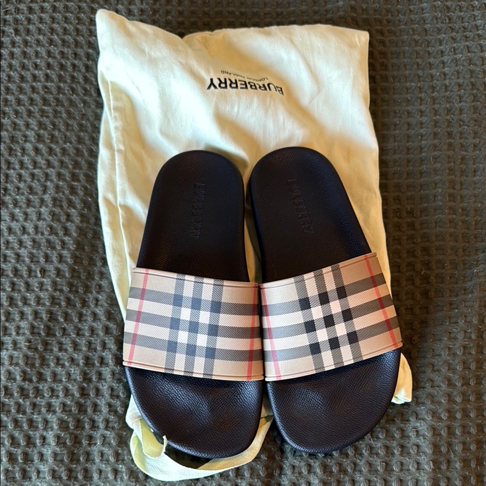 Burberry Check Pattern Slide Sandals